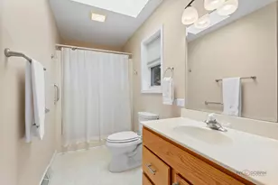 1832 Paddock Ct, Grayslake, IL 60030 - Photo 14