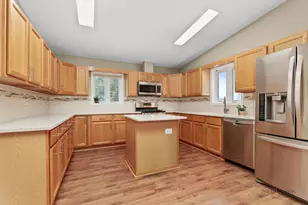 1832 Paddock Ct, Grayslake, IL 60030 - Photo 18