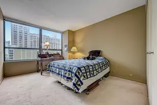400 E Ohio St, Chicago, IL 60611 - Photo 18