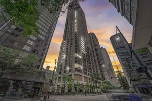 400 E Ohio St, Chicago, IL 60611 - Photo 24