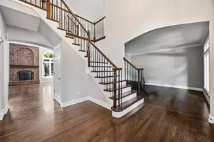 3808 S Littlestone Ct, Naperville, IL 60564 - Photo 2