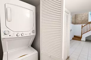2042 W Touhy Ave, Chicago, IL 60645 - Photo 16
