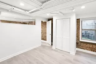2042 W Touhy Ave, Chicago, IL 60645 - Photo 8