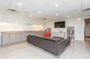 1221 N Dearborn St, Chicago, IL 60610 - Photo 18