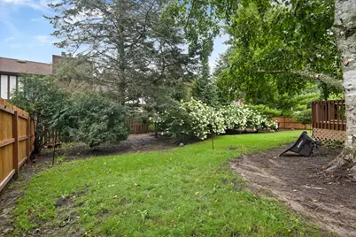 669 Tamarisk Terrace, Crystal Lake, IL 60014 - Photo 36