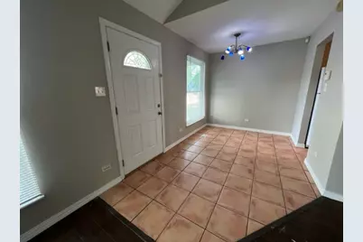 760 Roosevelt Road, Hanover Park, IL 60133 - Photo 2