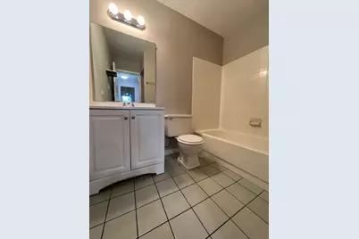 760 Roosevelt Road, Hanover Park, IL 60133 - Photo 8