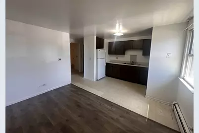 1627 Woodbine Drive #6, Round Lake Beach, IL 60073 - Photo 2