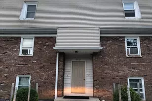 1627 Woodbine Dr, Round Lake Beach, IL 60073 - Photo 1