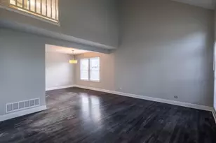 1575 Stockton Ln, Crystal Lake, IL 60014 - Photo 2