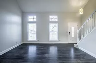 1575 Stockton Ln, Crystal Lake, IL 60014 - Photo 4