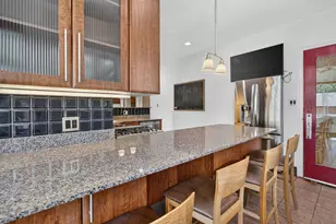10637 S Oakley Ave, Chicago, IL 60643 - Photo 14