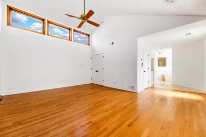8920 Royal Drive, Burr Ridge, IL 60527 - Photo 18