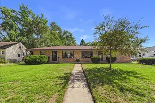 409 Glendale Rd, Loves Park, IL 61111 - Photo 1