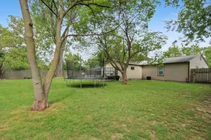 1307 Briarwood Dr, Champaign, IL 61821 - Photo 30