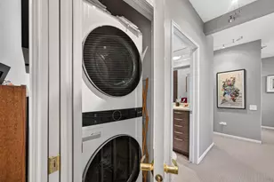 55 W Delaware Pl, Chicago, IL 60610 - Photo 42