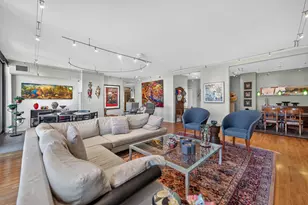 55 W Delaware Pl, Chicago, IL 60610 - Photo 8