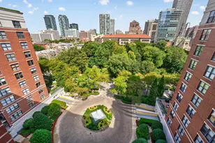 55 W Delaware Pl, Chicago, IL 60610 - Photo 18