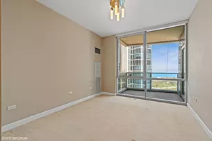 1201 S Prairie Ave, Chicago, IL 60605 - Photo 12