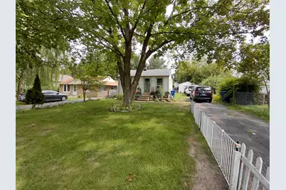 117 Baldwin Avenue, Waukegan, IL 60085 - Photo 2