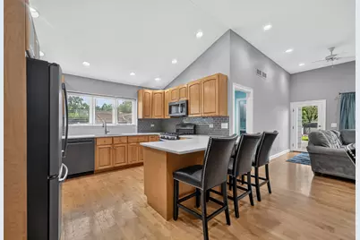 6914 Brookbank Road, Darien, IL 60561 - Photo 14