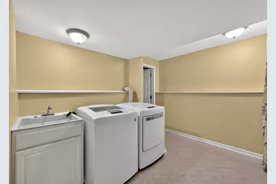 6914 Brookbank Road, Darien, IL 60561 - Photo 38