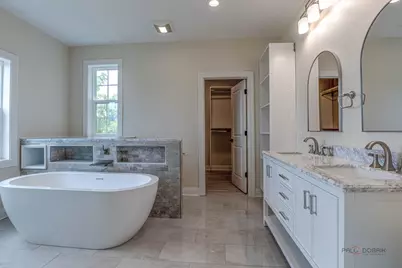 807 Lakeview Drive, Round Lake, IL 60073 - Photo 20