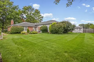 18449 Holland Rd, Lansing, IL 60438 - Photo 4