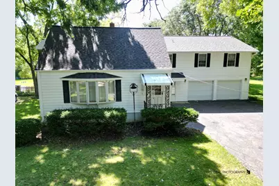 10583 W Woodland Avenue, Beach Park, IL 60087 - Photo 2