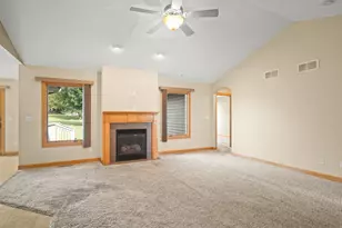 713 Birch St, Byron, IL 61010 - Photo 10