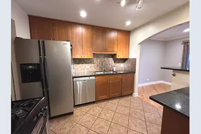 734 Plumtree Court #C1, Wheeling, IL 60090 - Photo 4