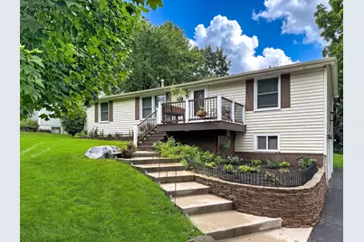 1810 Louise Street, Crystal Lake, IL 60014 - Photo 2