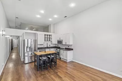 523 N Racine Avenue #1, Chicago, IL 60642 - Photo 2