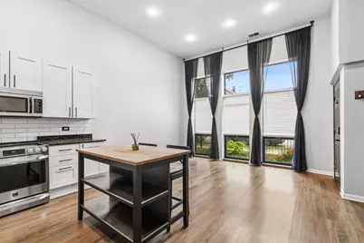 523 N Racine Avenue #1, Chicago, IL 60642 - Photo 10