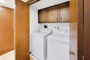 901 Center St, Des Plaines, IL 60016 - Photo 34