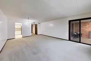 901 Center St, Des Plaines, IL 60016 - Photo 18