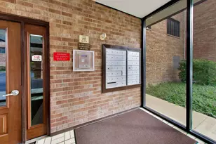901 Center St, Des Plaines, IL 60016 - Photo 10
