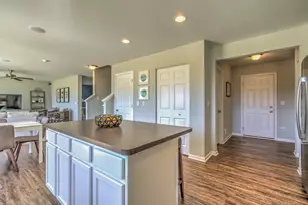 807 Vicki Ln, Oswego, IL 60543 - Photo 18
