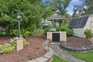 1191 S Batavia Ave, Batavia, IL 60510 - Photo 26