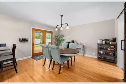 1301 Larson Street, Sycamore, IL 60178 - Photo 4