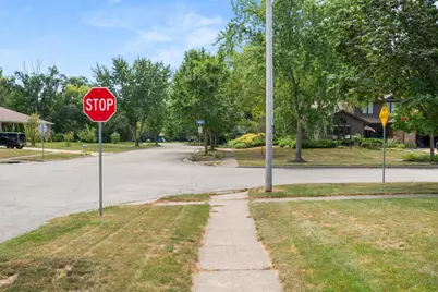 1301 Larson Street, Sycamore, IL 60178 - Photo 30