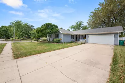 1301 Larson Street, Sycamore, IL 60178 - Photo 24