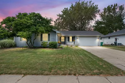 1301 Larson Street, Sycamore, IL 60178 - Photo 1