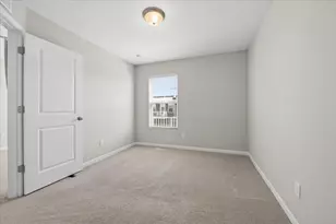 909 Times Square Dr, Aurora, IL 60504 - Photo 14