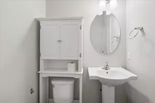 909 Times Square Dr, Aurora, IL 60504 - Photo 8