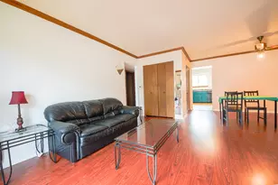 916 S Plum Grove Rd, Palatine, IL 60067 - Photo 2