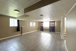 8113 Norwood Ct, Woodridge, IL 60517 - Photo 22