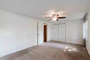 914 Hastings Dr, Bloomington, IL 61701 - Photo 18