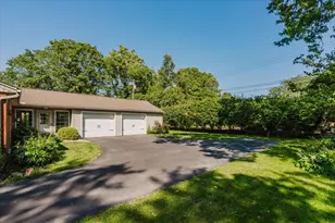 914 Hastings Dr, Bloomington, IL 61701 - Photo 30