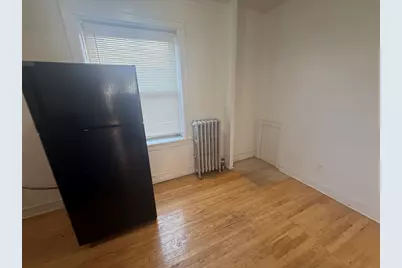 2105 Grove Avenue #202, Berwyn, IL 60402 - Photo 10